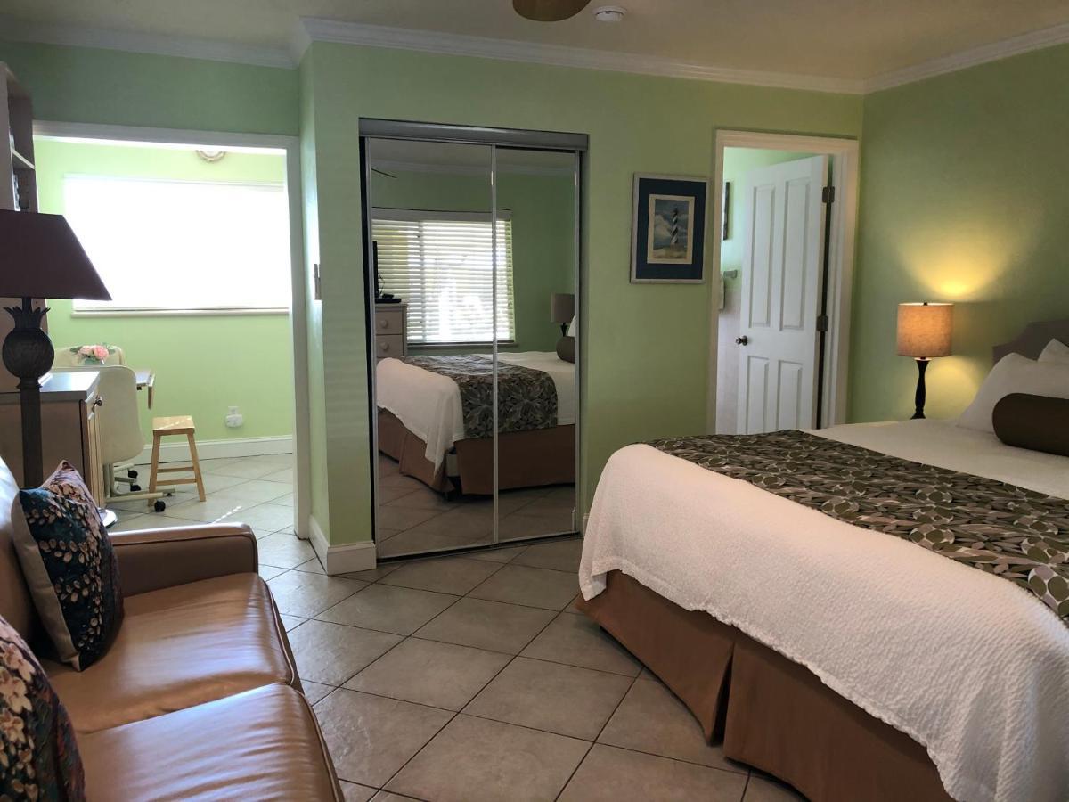 Tropical Beach Resorts - Sarasota Siesta Key Buitenkant foto