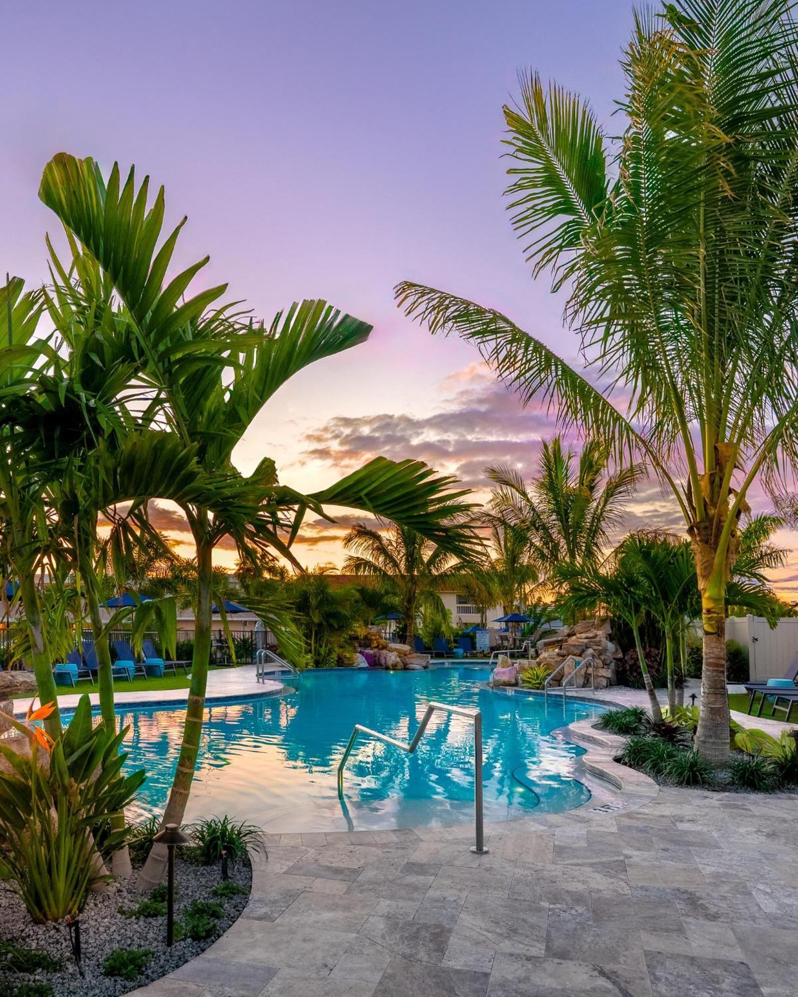 Tropical Beach Resorts - Sarasota Siesta Key Buitenkant foto
